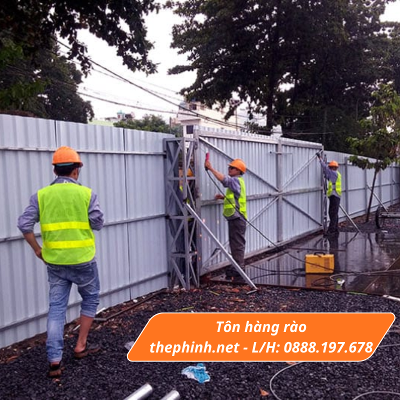 Tôn hàng rào giá rẻ bao gồm tôn cán sóng và tôn chấn, độ dày 2.5dem 3dem 3.5dem 4dem 4.5dem 5dem.